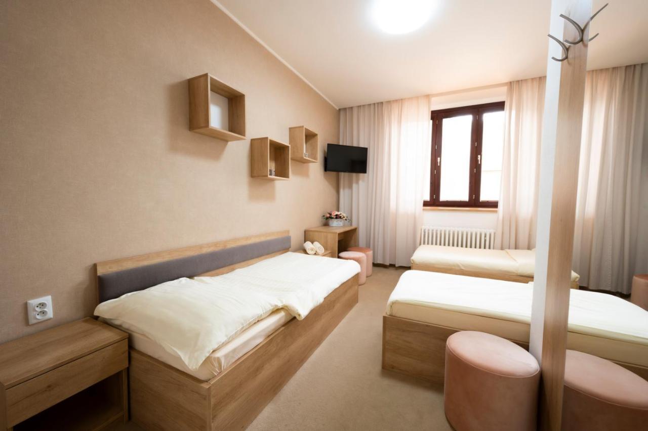 Hotel Dszsu Martinske Hole Exterior photo